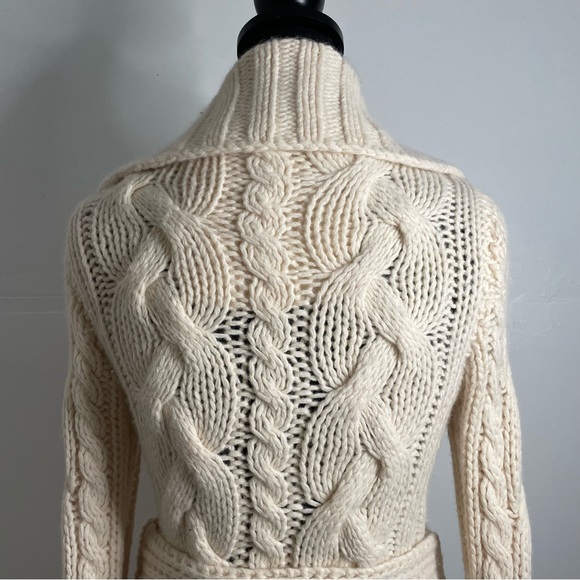 Abercrombie & Fitch Vintage Cream Lamb’s Wool Button Down Cable Knit Sweater - Picture 9 of 11